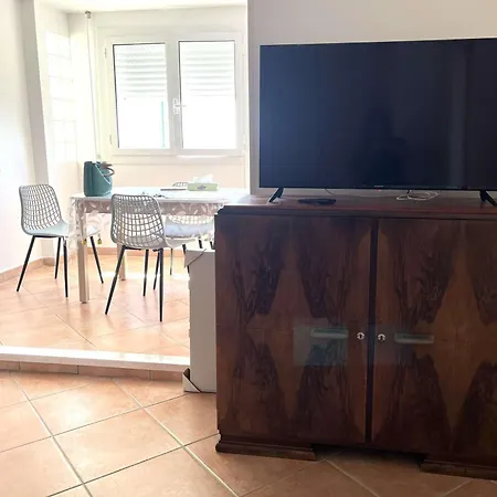 2 Pieces Avec Terrasse Vue Mer, Plage Et Parking A Proximite - Fr-1-650-30 Апартаменты *